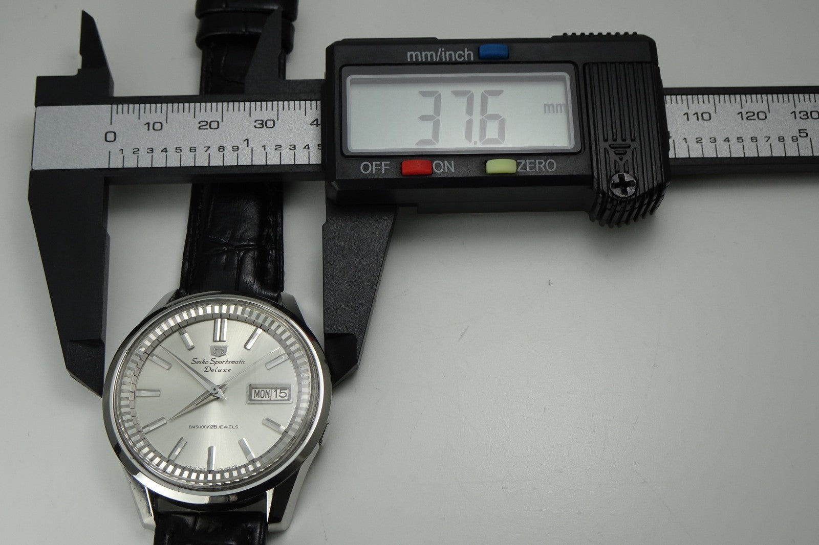 Vintage 1965 JAPAN SEIKO 76 SPORTSMATIC5 DX 7619-7060 25Jewels Automatic.