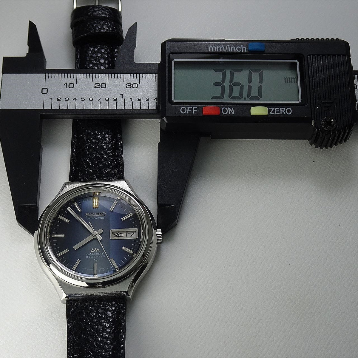 Vintage 1973 JAPAN SEIKO LORD MATIC SPECIAL WEEKDATER 5206-6090 23J Automatic.