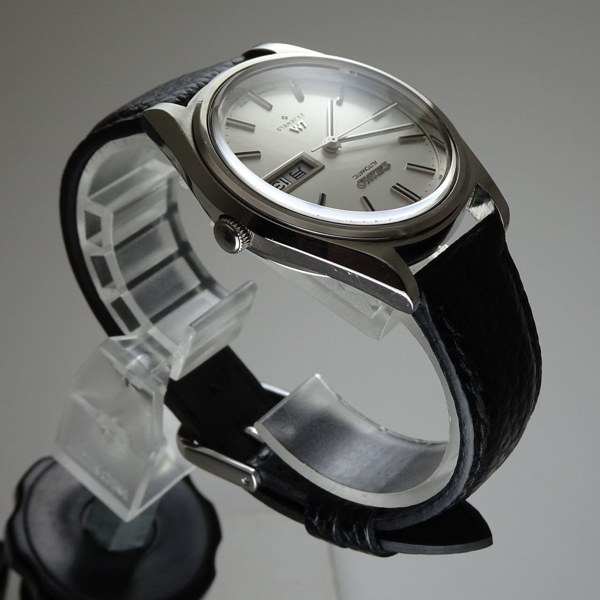 Vintage 1973 JAPAN SEIKO LORD MATIC WEEKDATER 5606-7071 23Jewels Automatic.