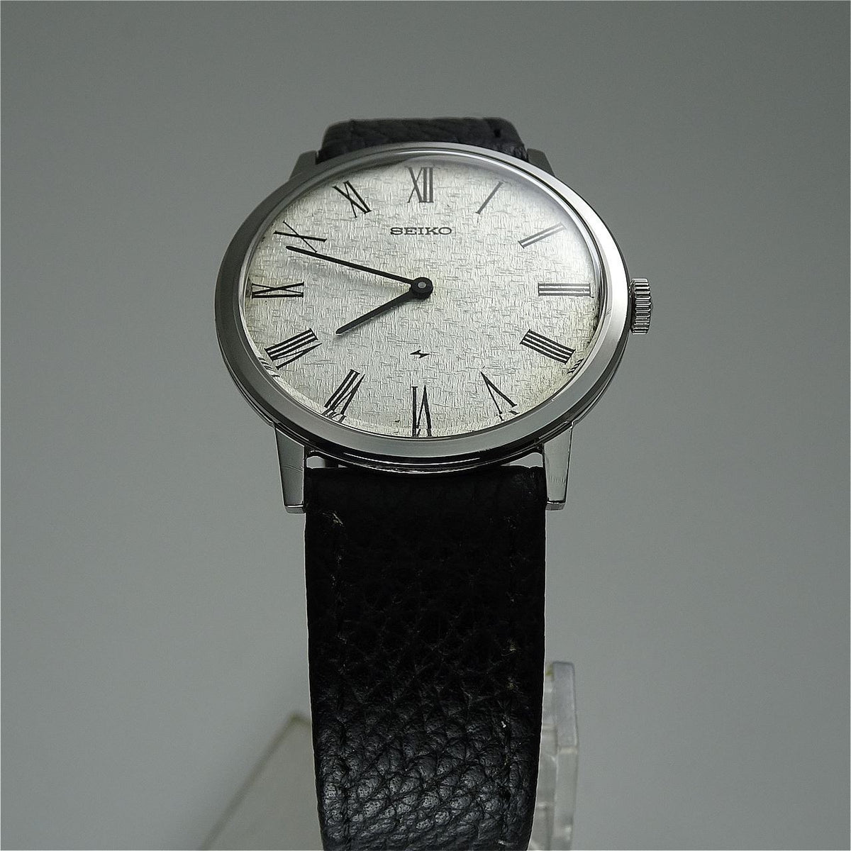 Vintage 1976 JAPAN SEIKO CHARIOT HI-BEAT 2220-0180 24Jewels Hand-winding.