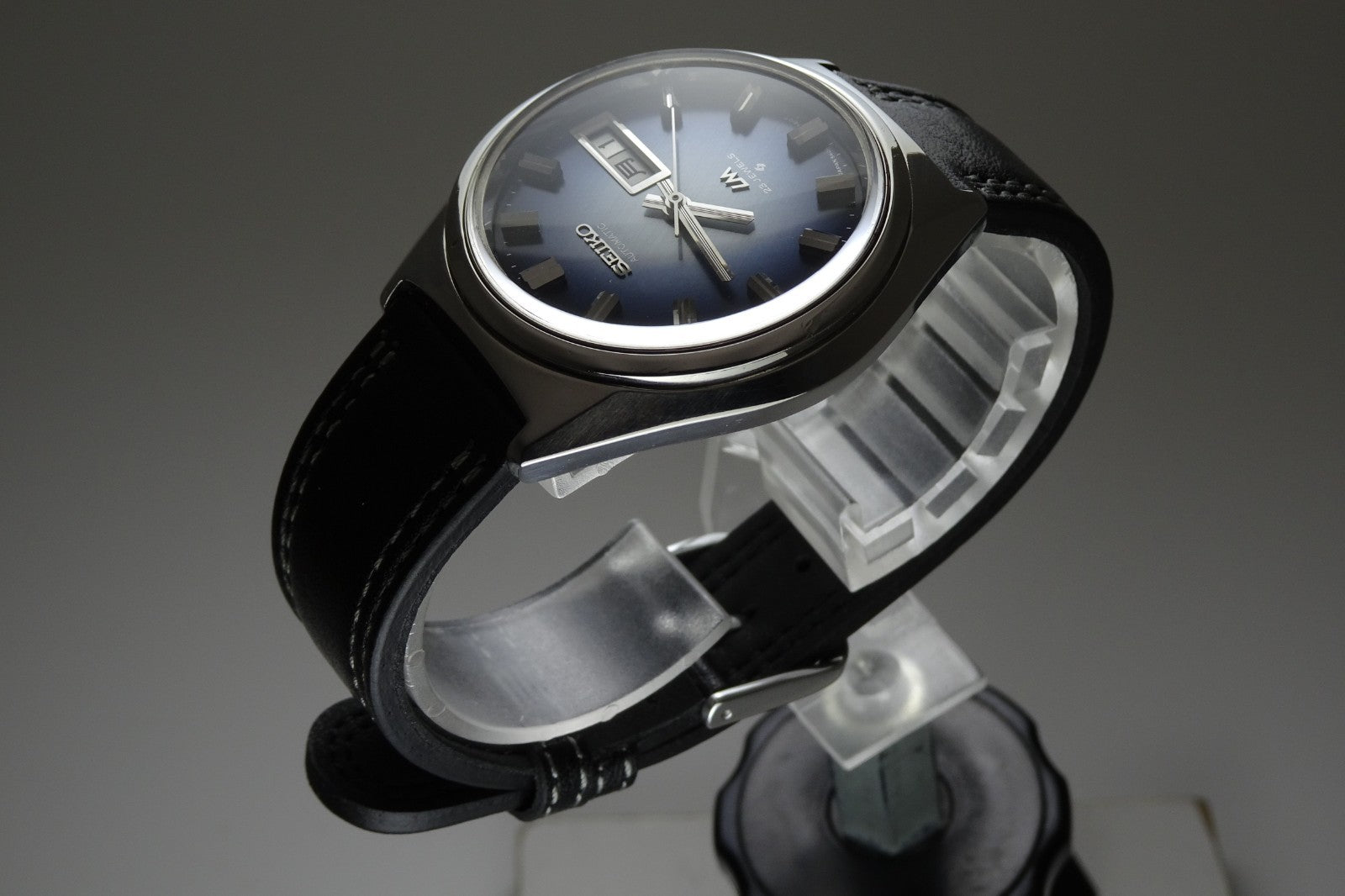Vintage 1973 JAPAN SEIKO LORD MATIC WEEKDATER 5606-7260 23Jewels Automatic.