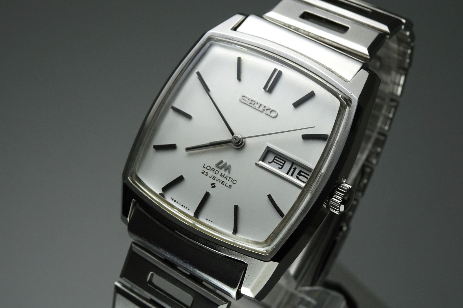 Vintage 1970 JAPAN SEIKO LORD MATIC WEEKDATER 5606-5000 23Jewels Automatic.