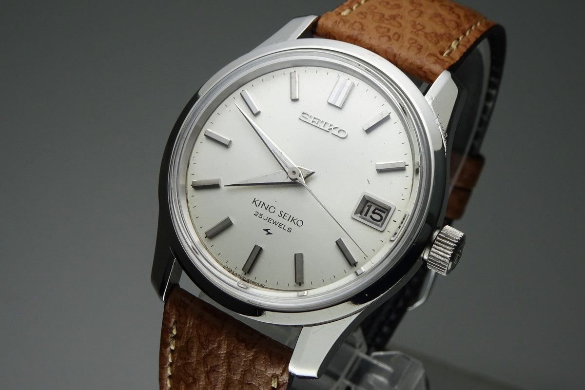 Serviced Vintage 1967 JAPAN  44 KING SEIKO CALENDAR 4402-8000 25J Hand-winding.