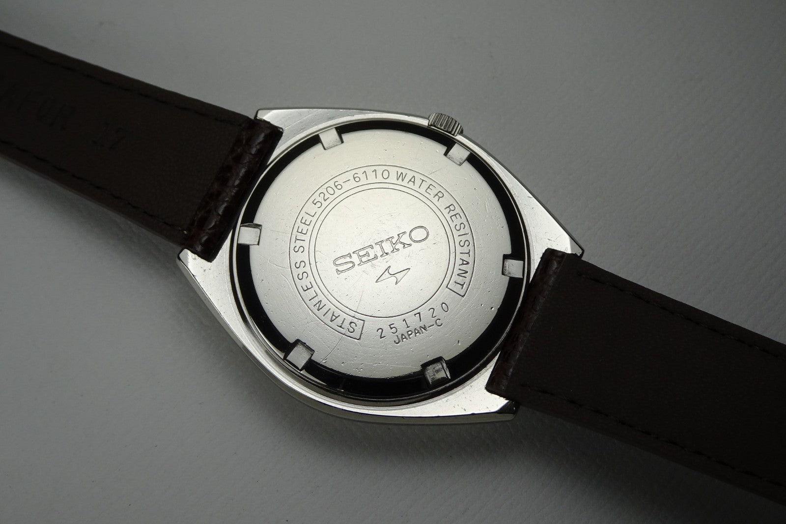 Vintage 1972 JAPAN SEIKO LORD MATIC SPECIAL WEEKDATER 5206-6110 25J Automatic.