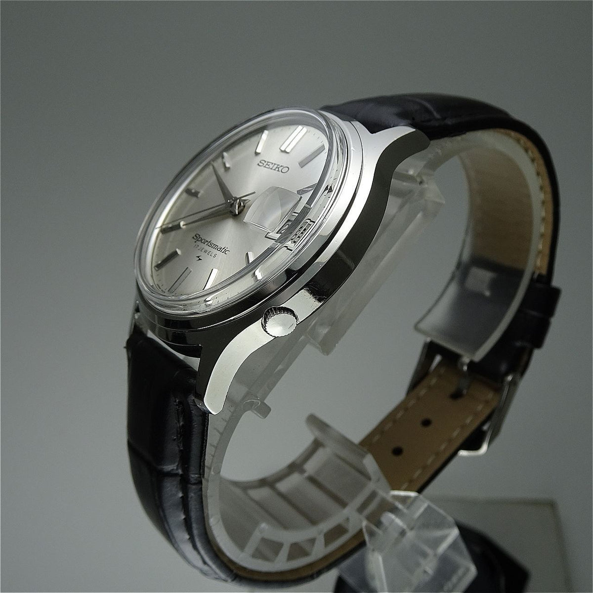 Vintage 1968 JAPAN SEIKO SPORTSMATIC CALENDAR 7625-8293 17Jewels Automatic.