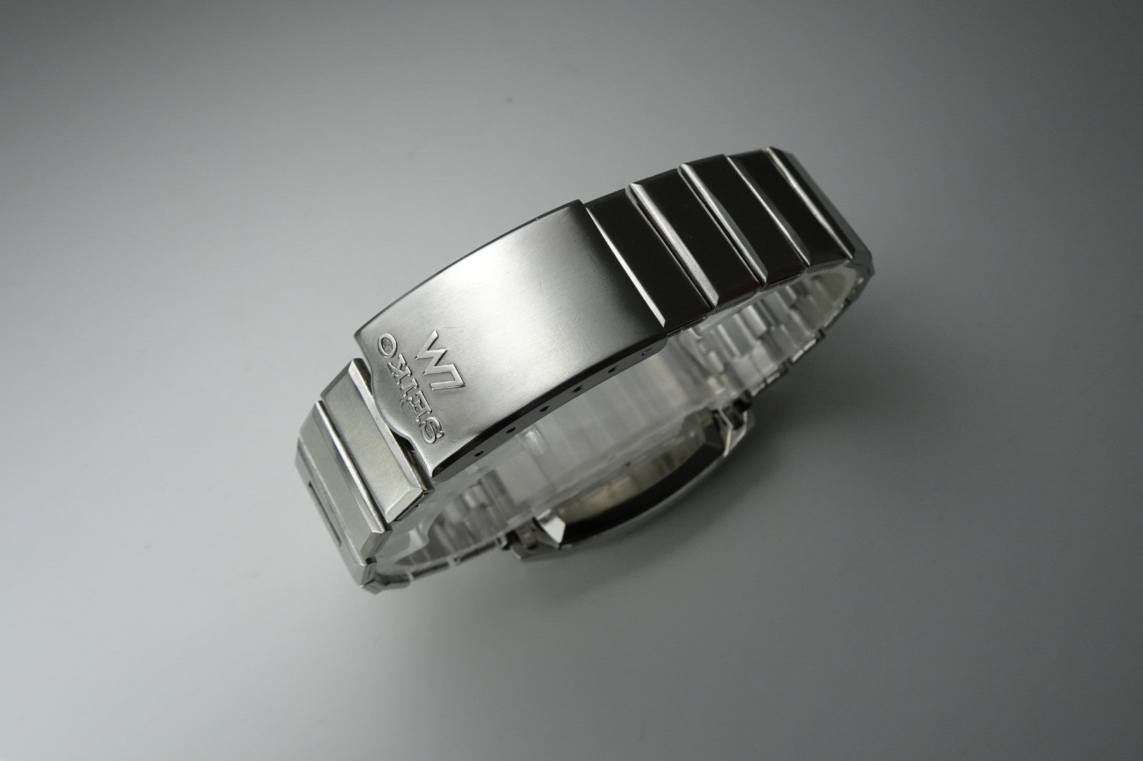 Vintage 1970 JAPAN SEIKO LORD MATIC WEEKDATER 5606-5000 23Jewels Automatic.