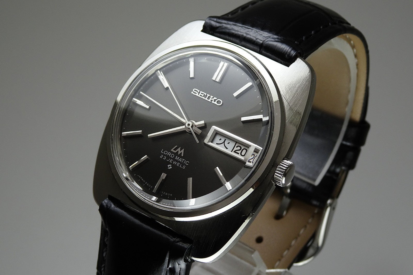 Vintage 1970 JAPAN SEIKO LORD MATIC WEEKDATER 5606-7130 23Jewels Automatic.