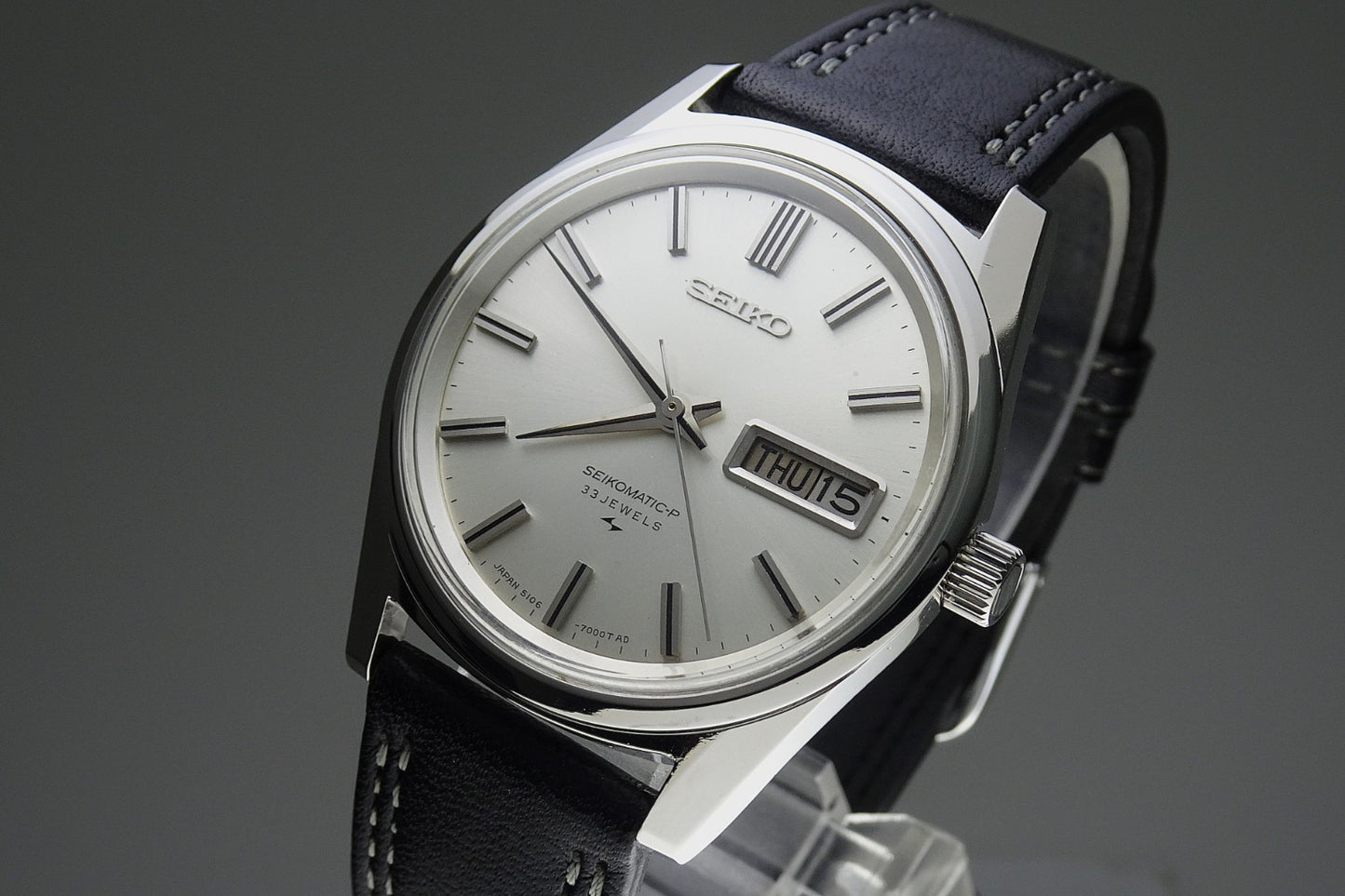Vintage 1967's JAPAN SEIKO SEIKOMATIC-P WEEKDATER 5106-7000 33Jewels Automatic.