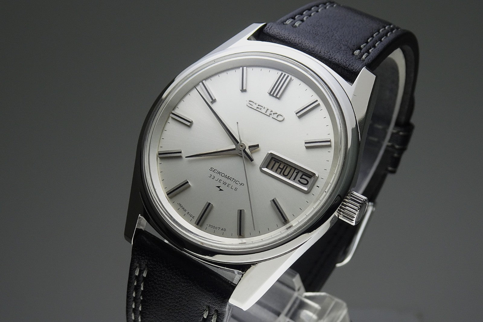 Vintage 1967's JAPAN SEIKO SEIKOMATIC-P WEEKDATER 5106-7000 33Jewels Automatic.