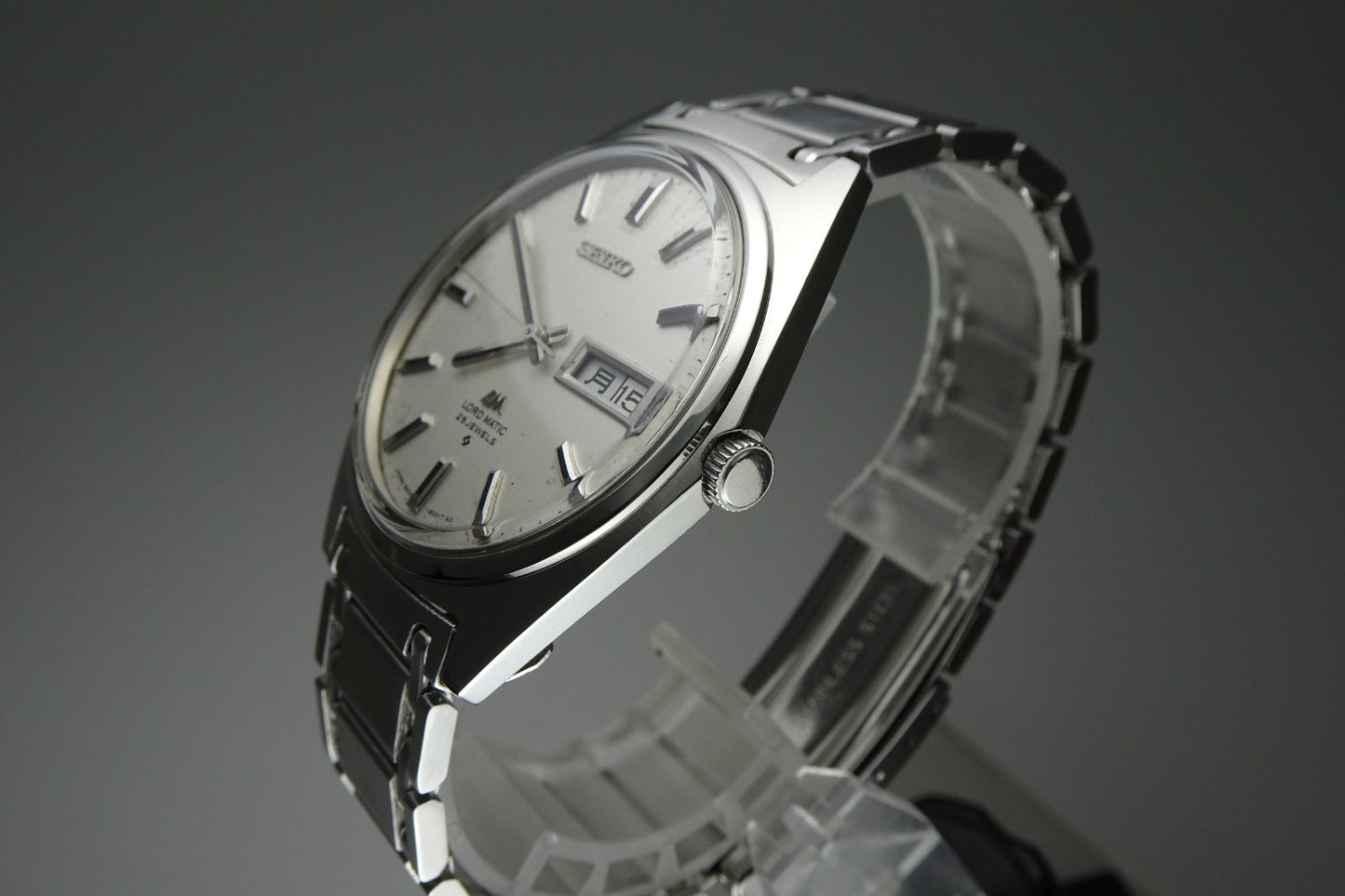 Vintage 1969 JAPAN SEIKO LORD MATIC WEEKDATER 5606-9000 25Jewels Automatic.