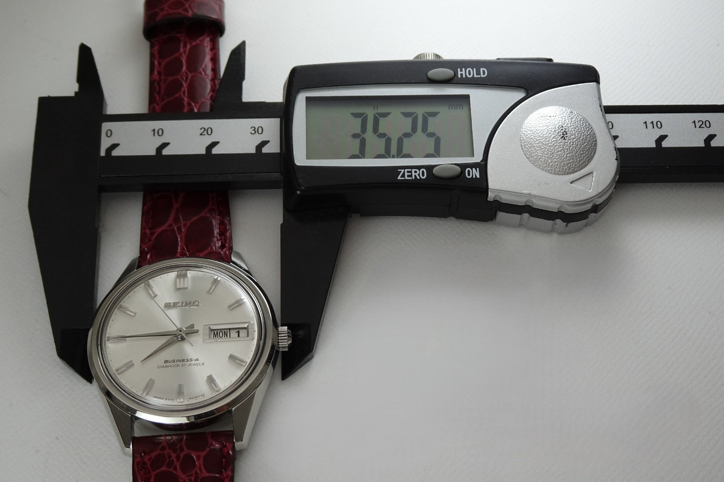 Vintage 1967 JAPAN SEIKO BUSINESS-A WEEKDATER 8306(46)-8020 27Jewels Automatic.
