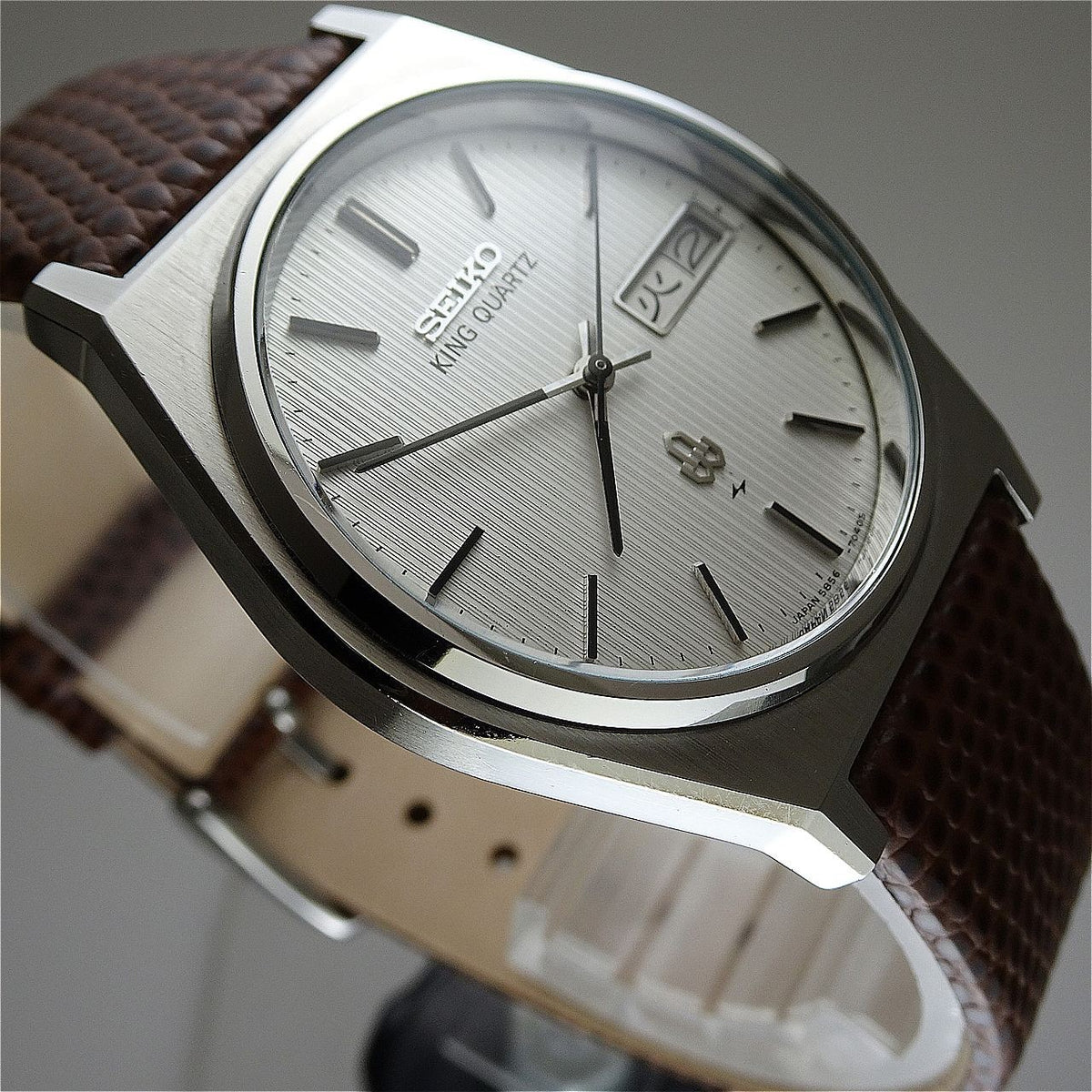 Vintage 1978 JAPAN SEIKO KING QUARTZ 5856-7030 8Jewels Quartz.