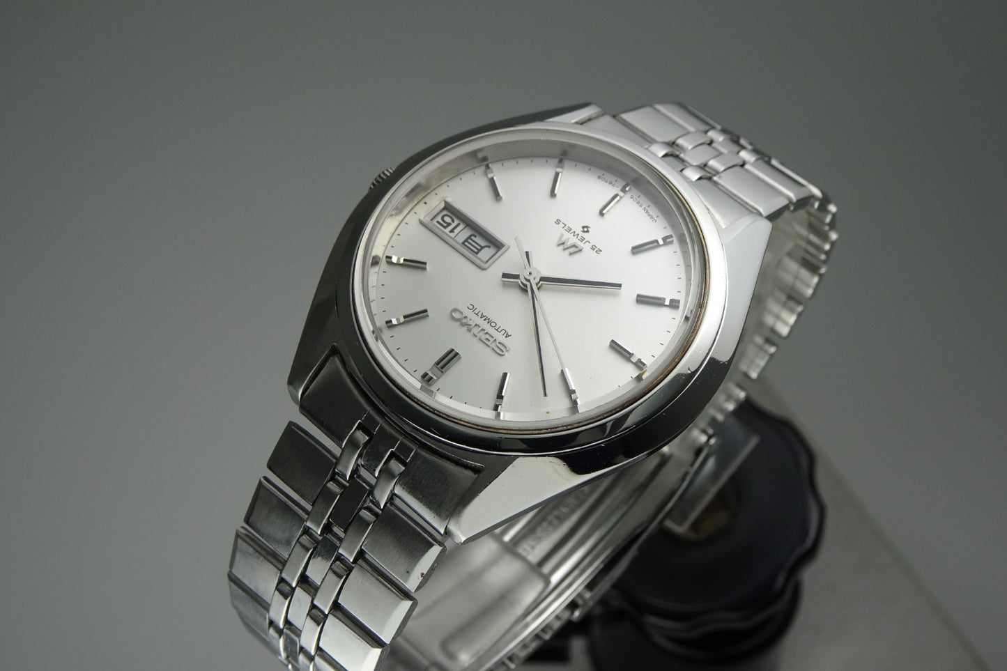 Vintage 1974 JAPAN SEIKO LORD MATIC WEEKDATER 5606-7192 25Jewels Automatic.