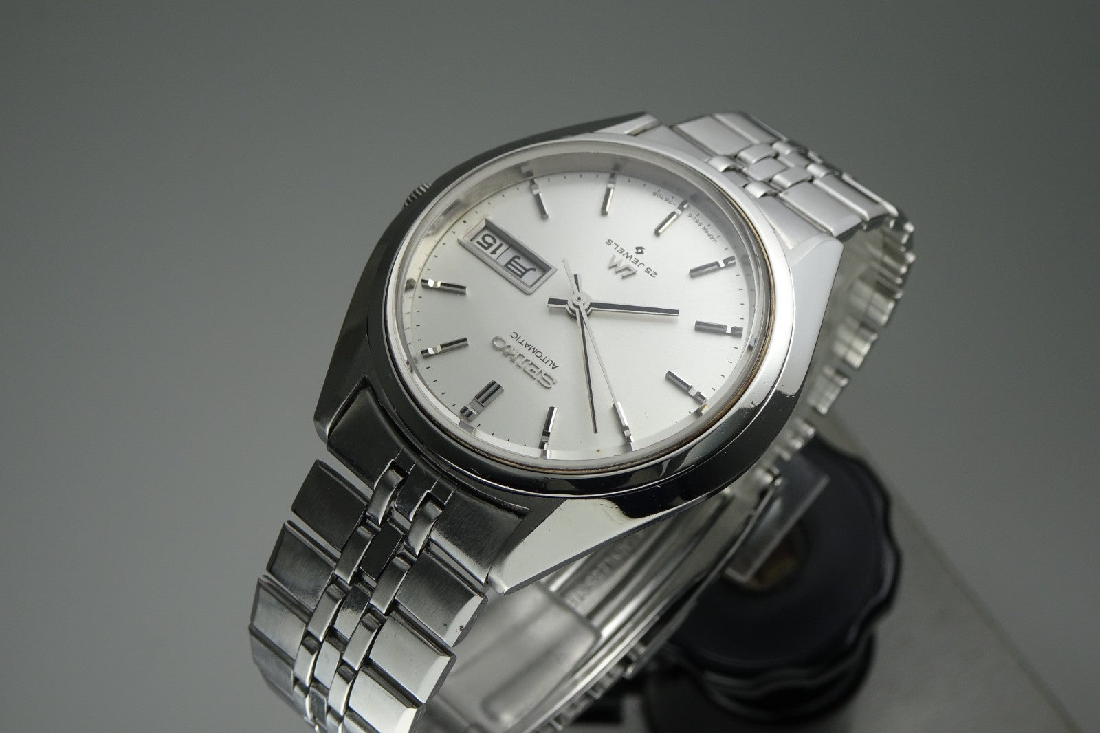 Vintage 1974 JAPAN SEIKO LORD MATIC WEEKDATER 5606-7192 25Jewels Automatic.