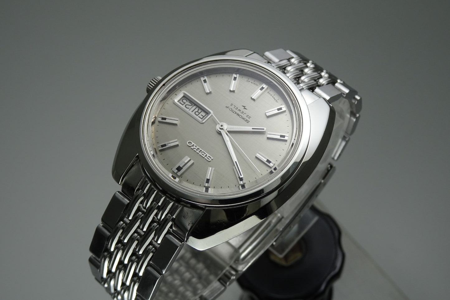 Vintage 1969 JAPAN SEIKO 51 SEIKOMATIC-P WEEKDATER 5106-7030 33Jewels Automatic.
