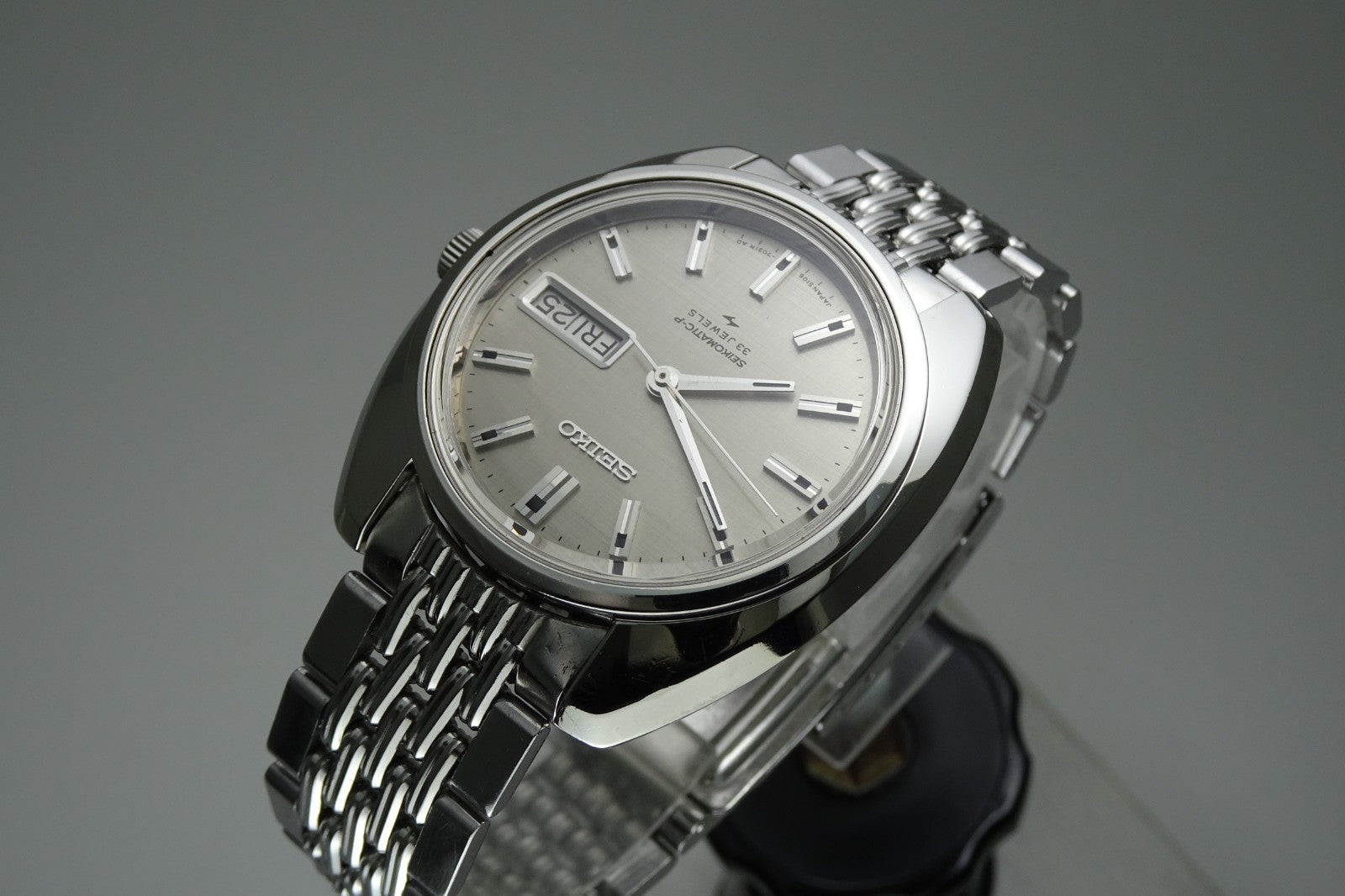 Vintage 1969 JAPAN SEIKO 51 SEIKOMATIC-P WEEKDATER 5106-7030 33Jewels Automatic.
