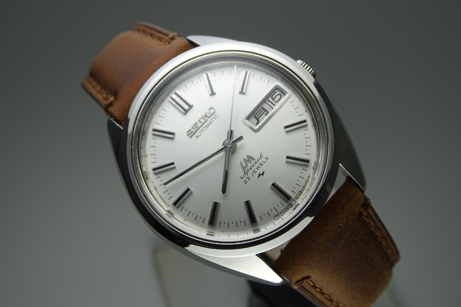 Serviced  Vintage 1970 JAPAN SEIKO LORD MATIC SP  5206-6020 23J Automatic.