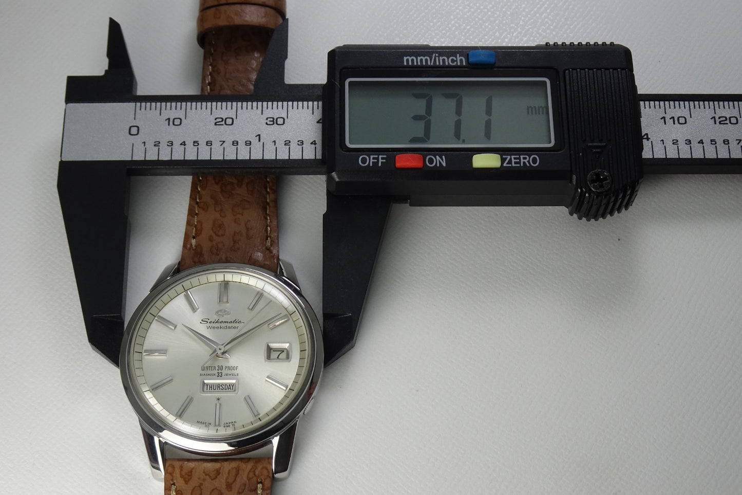 Vintage 1963 JAPAN SEIKO MATIC WEEKDATER J13080 33Jewels Automatic.