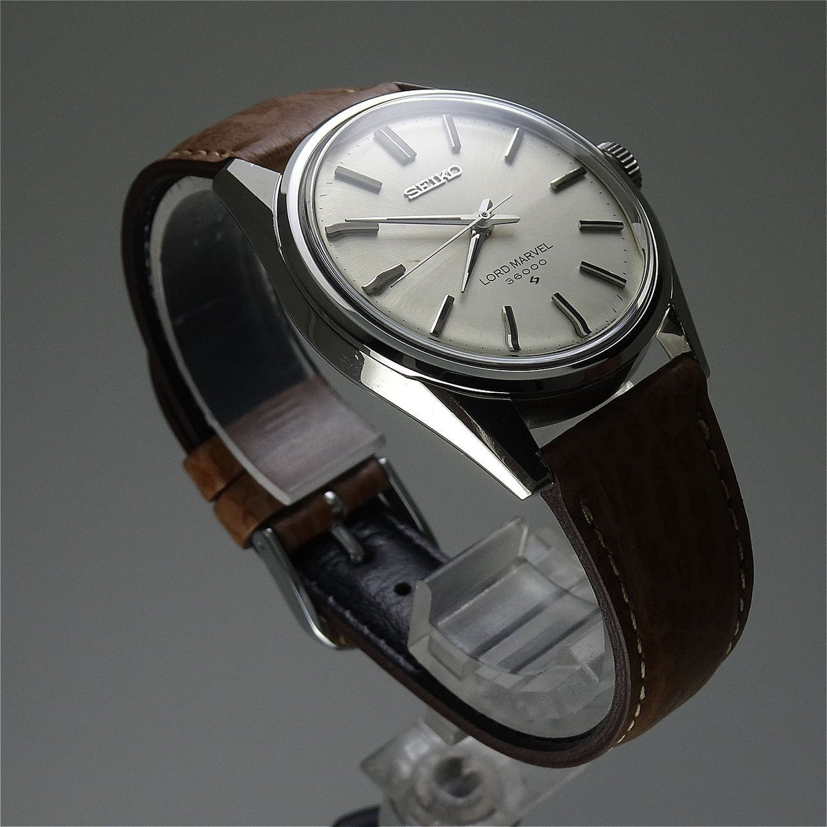 Serviced  Vintage 1968 JAPAN SEIKO LORD MARVEL 36000 5740-8000 23J Hand-winding.