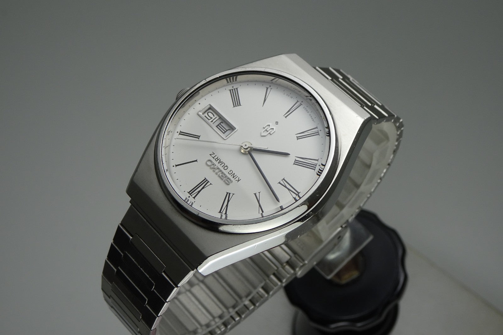 Vintage 1977 JAPAN SEIKO KING QUARTZ 4823-8130 7Jewels Quartz.