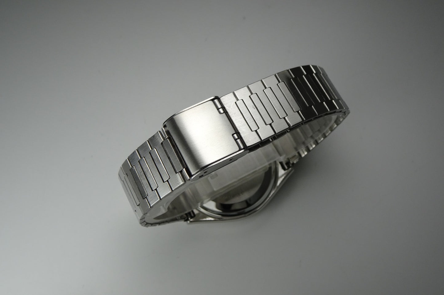 Vintage 1977 JAPAN SEIKO KING QUARTZ 4823-8130 7Jewels Quartz.