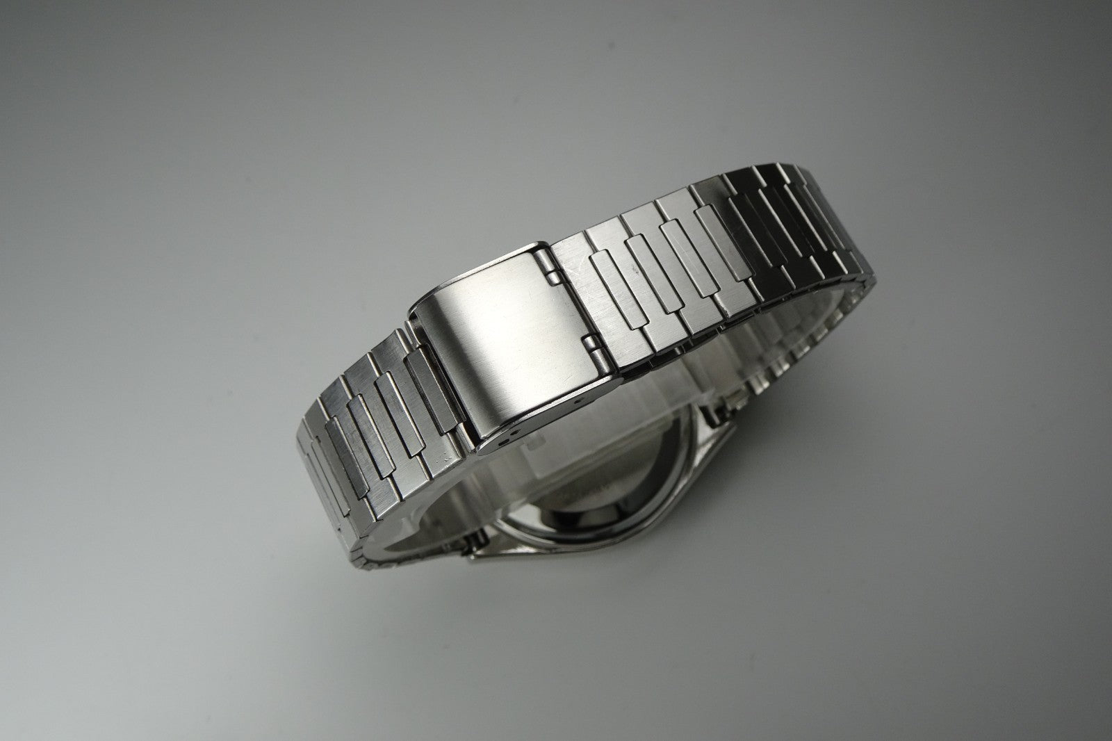 Vintage 1977 JAPAN SEIKO KING QUARTZ 4823-8130 7Jewels Quartz.