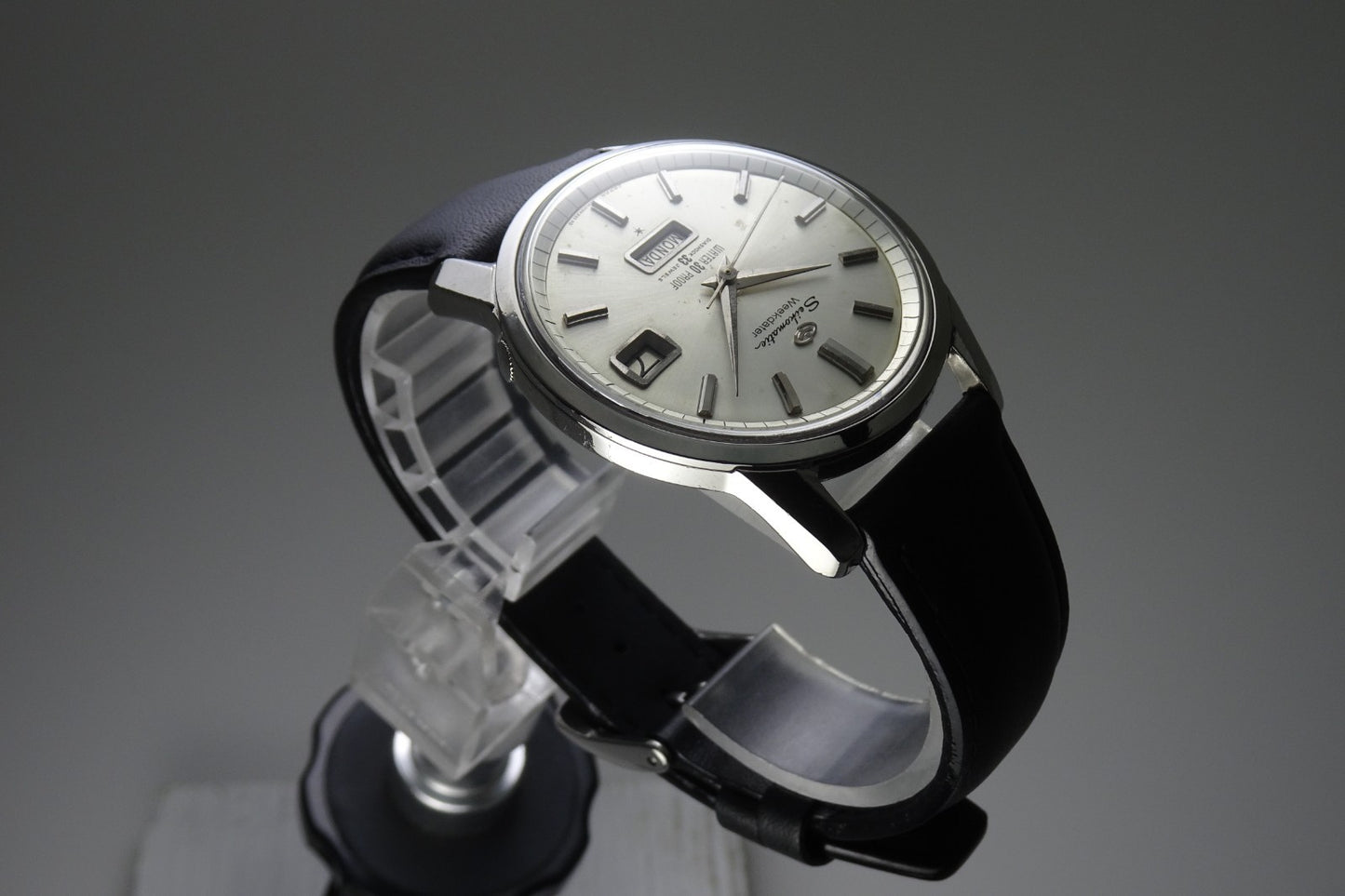 Vintage 1964 JAPAN SEIKO MATIC WEEKDATER J13080 33Jewels Automatic.