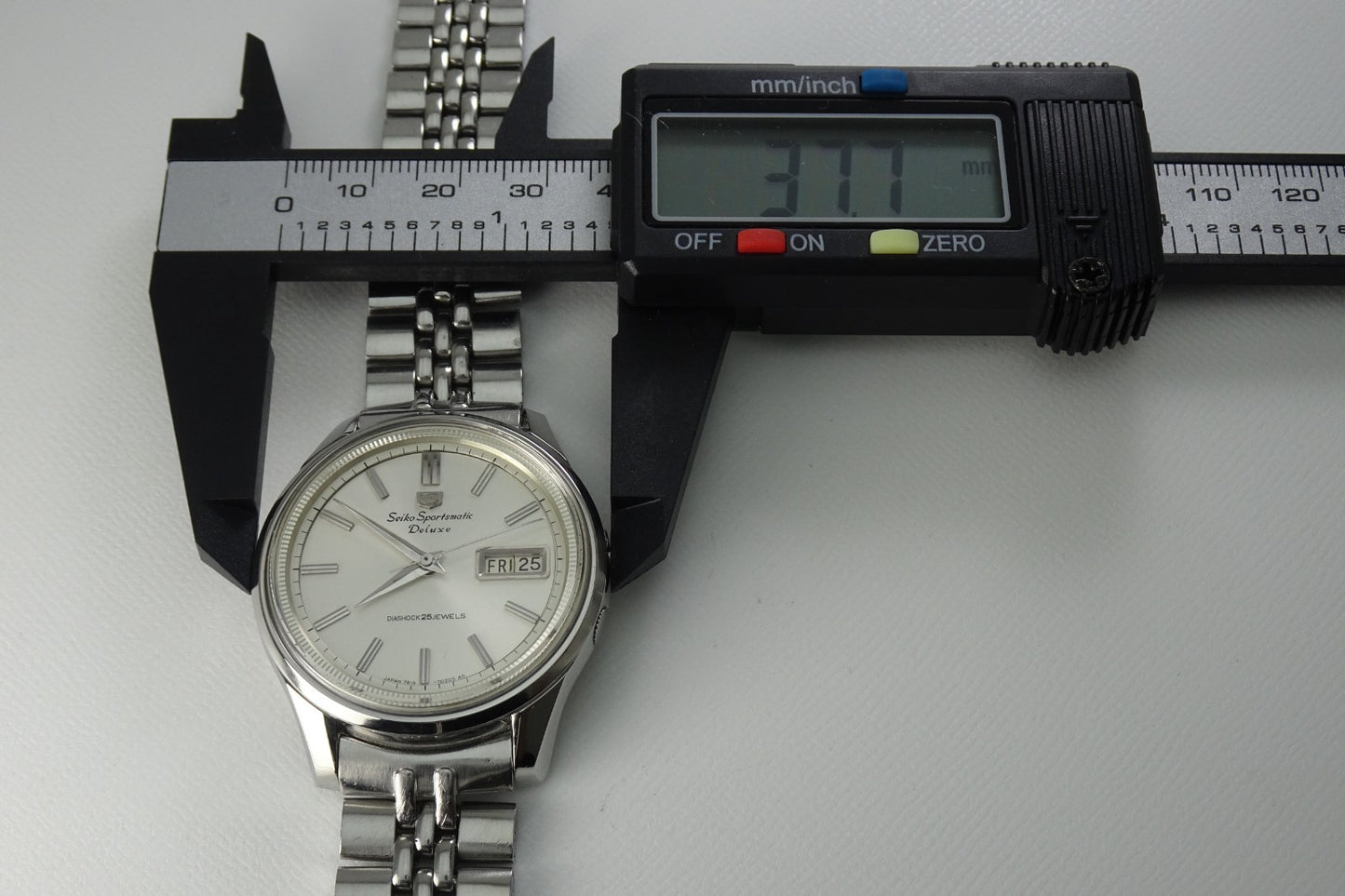 Vintage 1965 JAPAN SEIKO SPORTSMATIC5 DX 7619-7010 25Jewels Automatic.