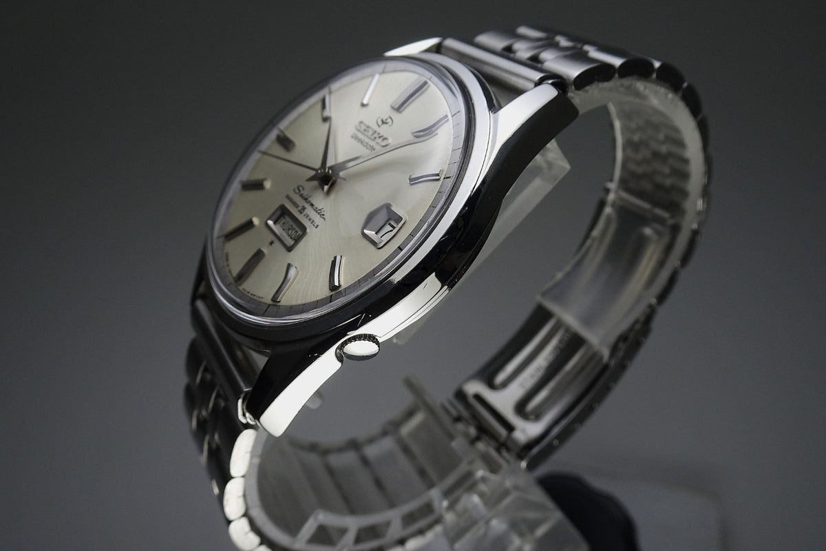 Vintage 1964 JAPAN SEIKO SEIKOMATIC WEEKDATER 6218-8970 35Jewels Automatic.