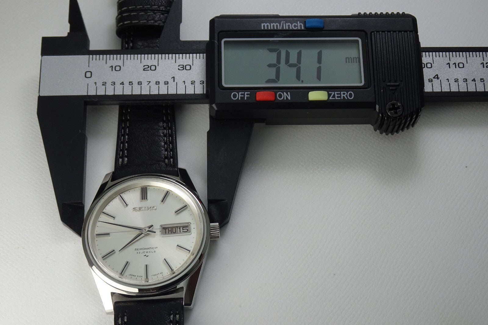 Vintage 1967's JAPAN SEIKO SEIKOMATIC-P WEEKDATER 5106-7000 33Jewels Automatic.