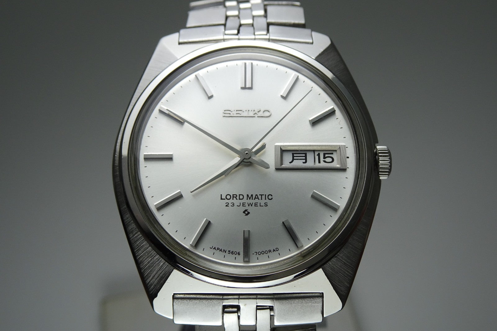Vintage 1968 JAPAN SEIKO LORD MATIC WEEKDATER 5606-7000 23Jewels Automatic.