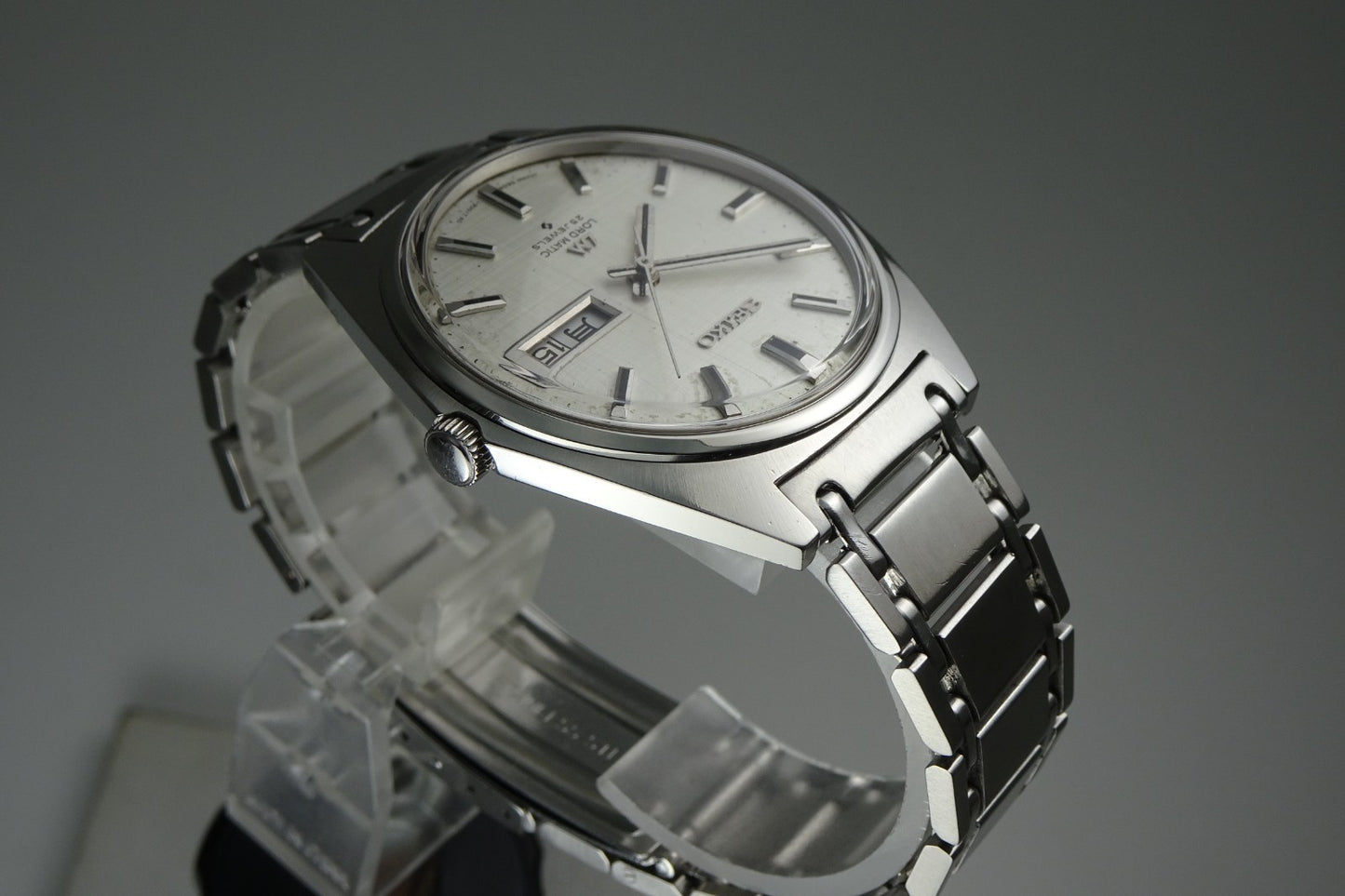 Vintage 1969 JAPAN SEIKO LORD MATIC WEEKDATER 5606-9000 25Jewels Automatic.