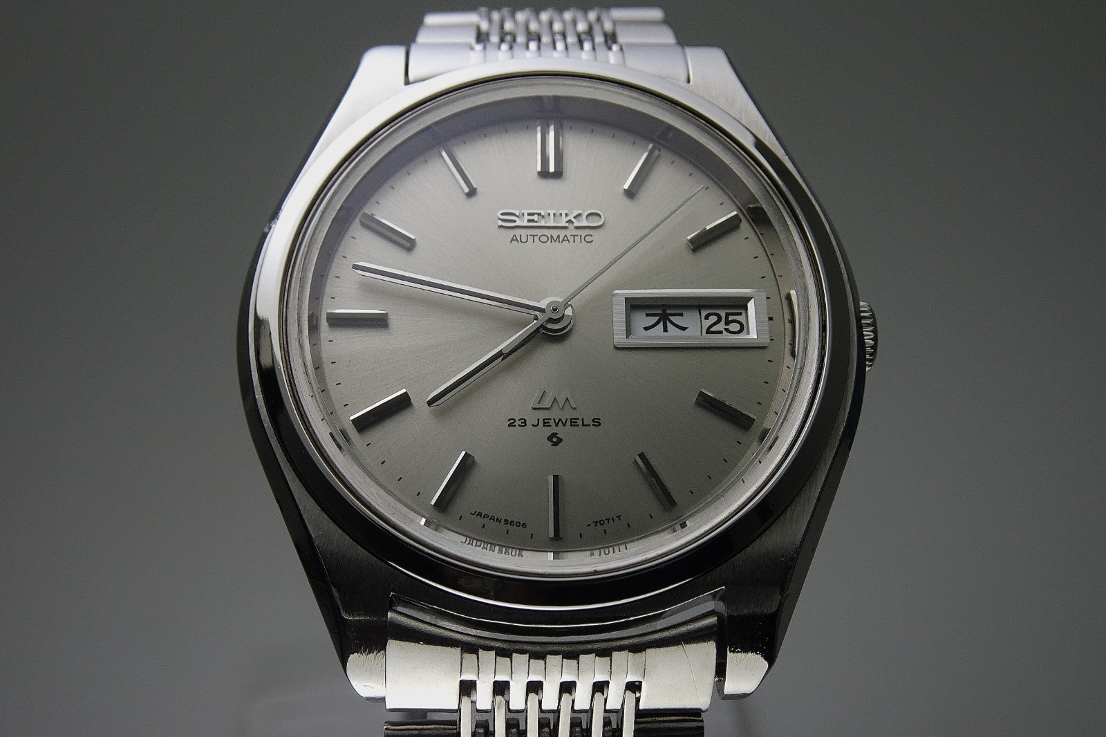 Serviced Vintage 1972 JAPAN SEIKO LORD MATIC WEEKDATER 5606-7070 23J Automatic.
