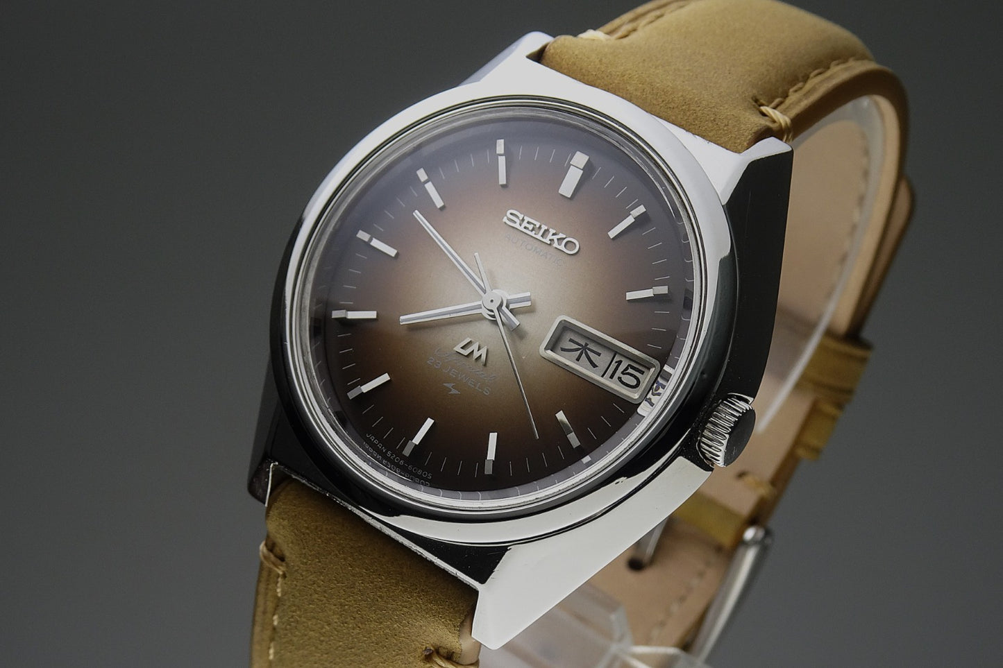 Vintage 1972 JAPAN SEIKO LORD MATIC SPECIAL WEEKDATER 5206-6081 23J Automatic.