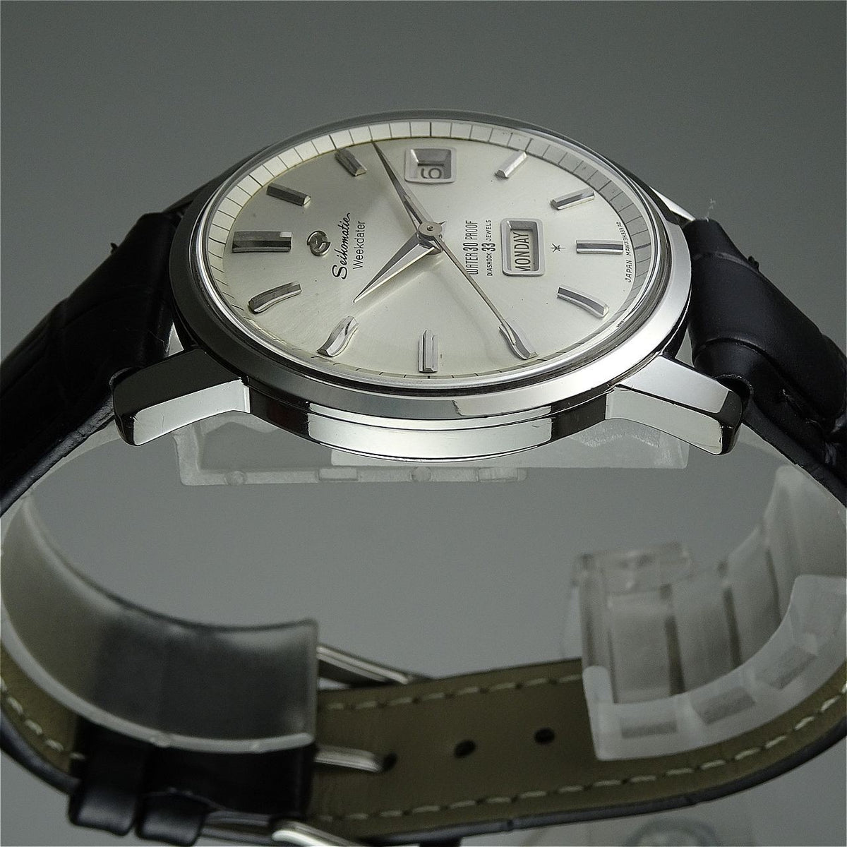 Serviced  Vintage 1963 JAPAN SEIKO MATIC WEEKDATER J13080 33Jewels Automatic.