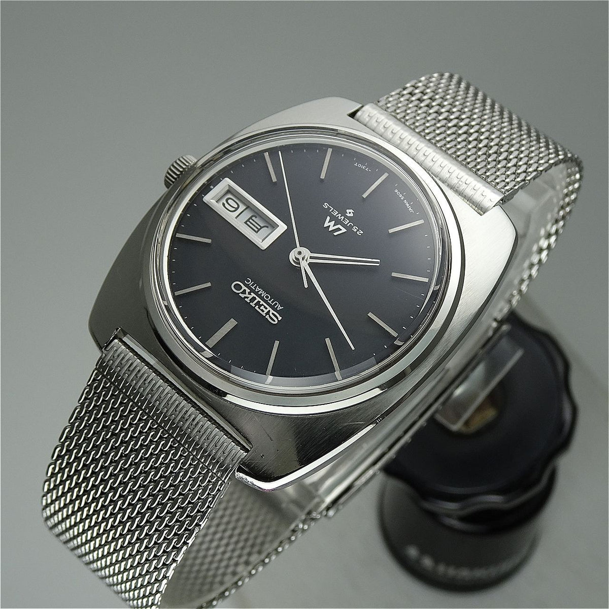Vintage 1971 JAPAN LORD MATIC WEEKDATER 5606-7130 25Jewels Automatic.