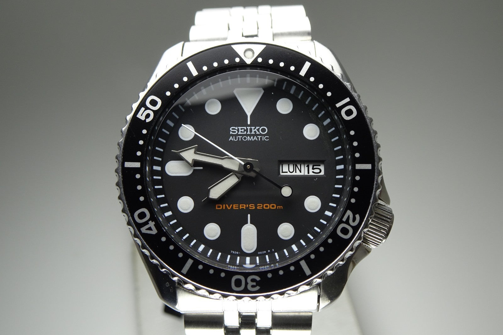 Vintage 2000 SEIKO DIVER'S 200M 7S26-0020 21J Automatic. (Overseas Model.)