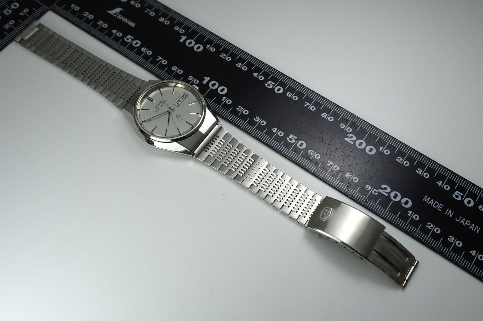 Vintage 1976 JAPAN SEIKO KING QUARTZ 4823-8010 7Jewels Quartz.