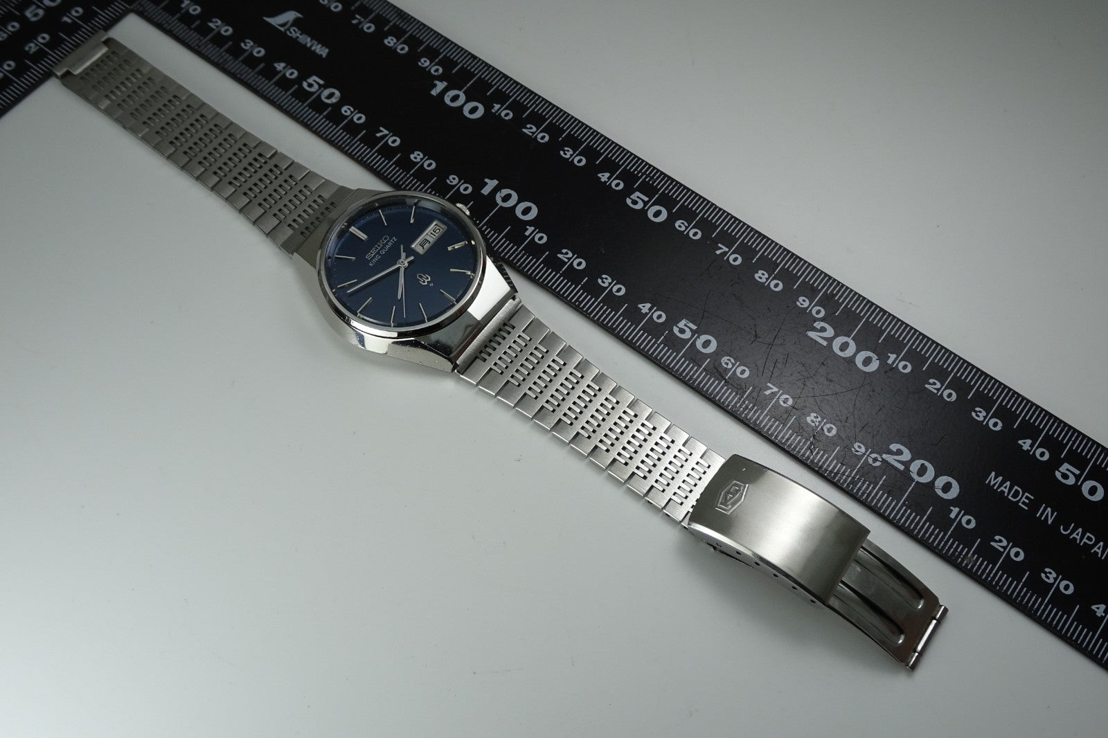 Vintage 1976 JAPAN SEIKO KING QUARTZ 4823-8010 7Jewels Quartz.