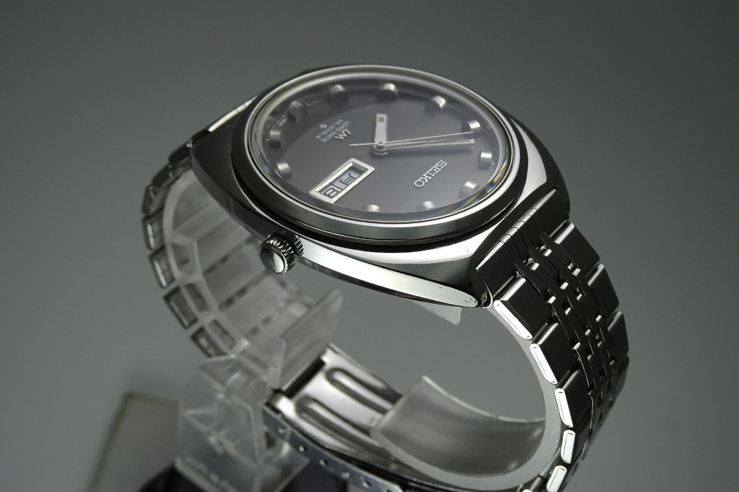Vintage 1969 JAPAN SEIKO LORD MATIC WEEKDATER 5606-9040 25Jewels Automatic.
