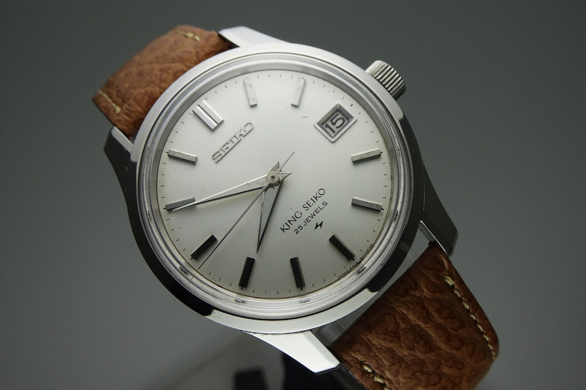 Serviced Vintage 1967 JAPAN  44 KING SEIKO CALENDAR 4402-8000 25J Hand-winding.