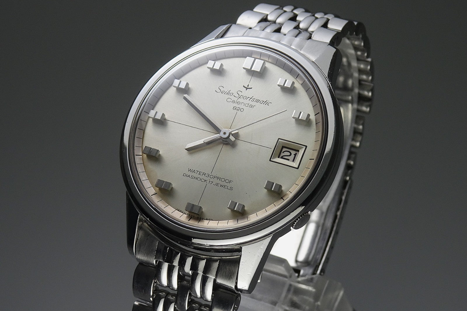 Vintage 1965 JAPAN SEIKO SPORTSMATIC CALENDAR 820 7625-8961 17Jewels Automatic.