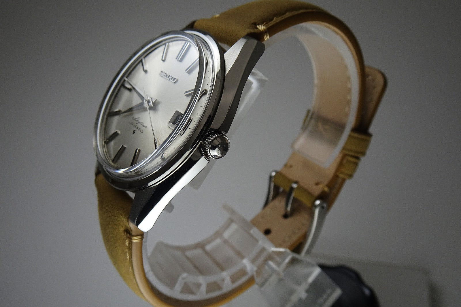 Vintage 1971 JAPAN SEIKO SKYLINER CALENDAR 6102-8000 21Jewels Hand-winding.
