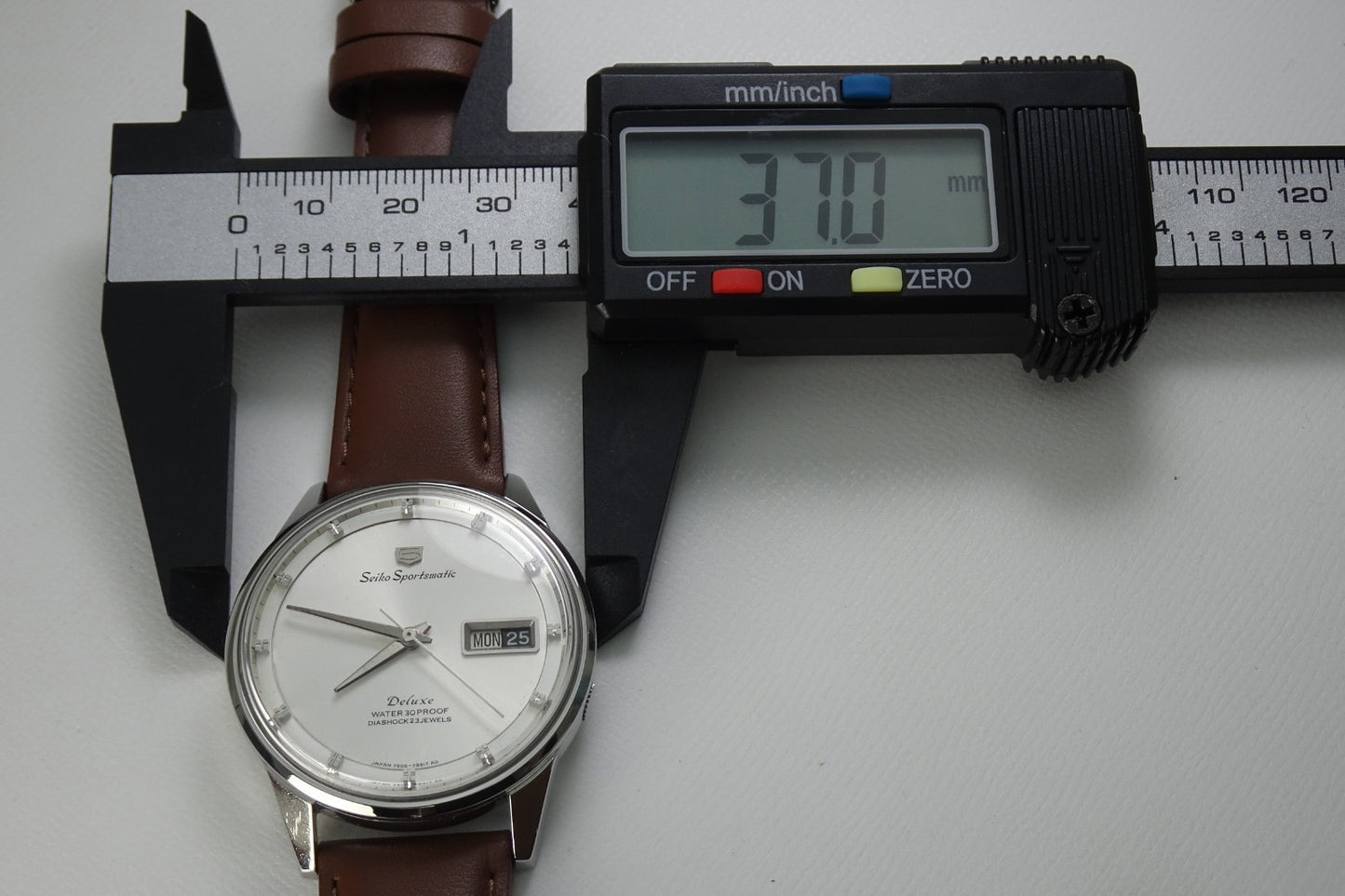 Vintage 1965 JAPAN SEIKO SPORTSMATIC5 DX 7606-7982 23Jewels Automatic.