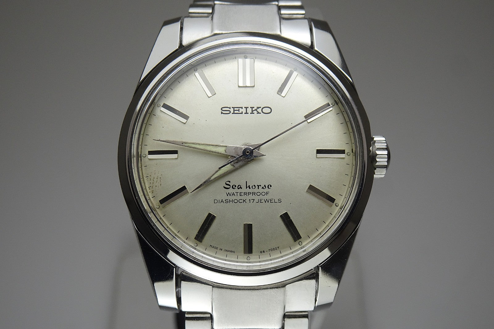 Vintage 1965 JAPAN SEIKO SEA HORSE 66-7000 17Jewels Hand-winding.