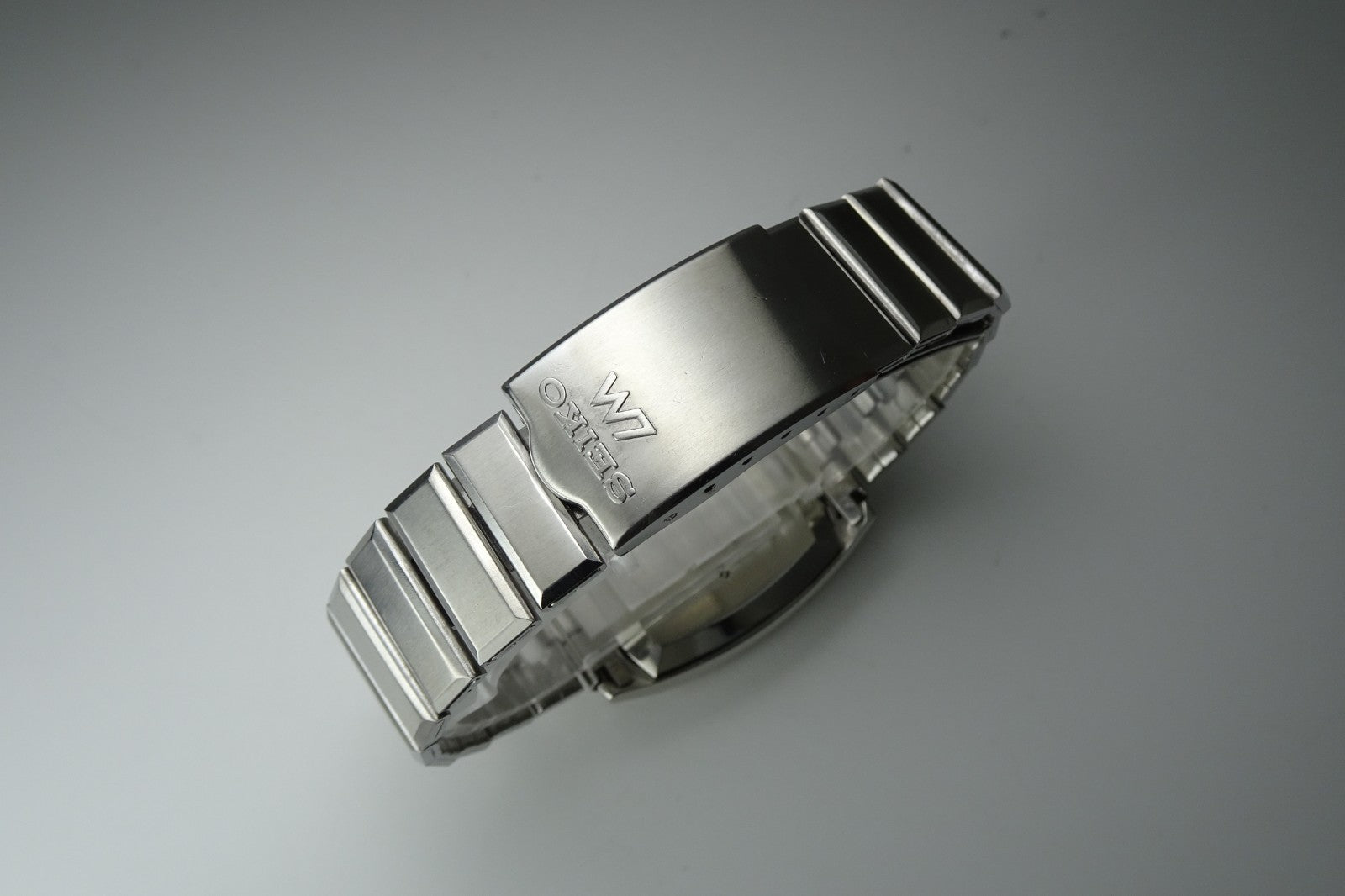 Vintage 1971 JAPAN SEIKO LORD MATIC WEEKDATER 5606-5000 23Jewels Automatic.