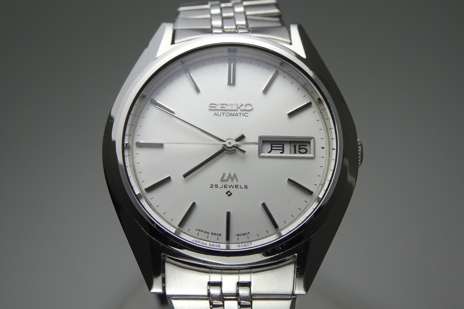 Serviced Vintage 1974 JAPAN SEIKO LORD MATIC WEEKDATER 5606-8030 25J Automatic.