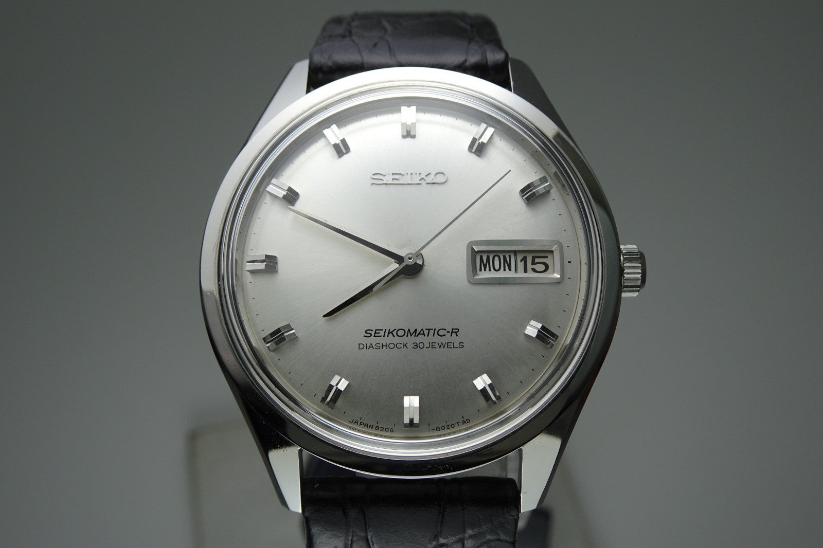 Vintage 1966 JAPAN SEIKO SEIKOMATIC-R WEEKDATER 8306-8001 30Jewels Automatic.