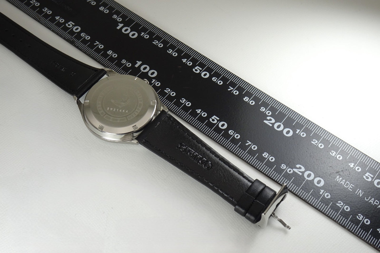 Vintage 1965 JAPAN SEIKO SEIKOMATIC-R SLIMDATE 8305-1010 30Jewels Automatic.