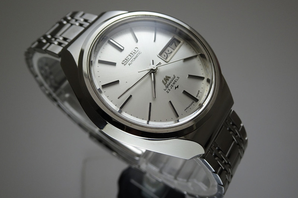Serviced  Vintage 1972 JAPAN SEIKO LORD MATIC SP  5206-6120 23J Automatic.